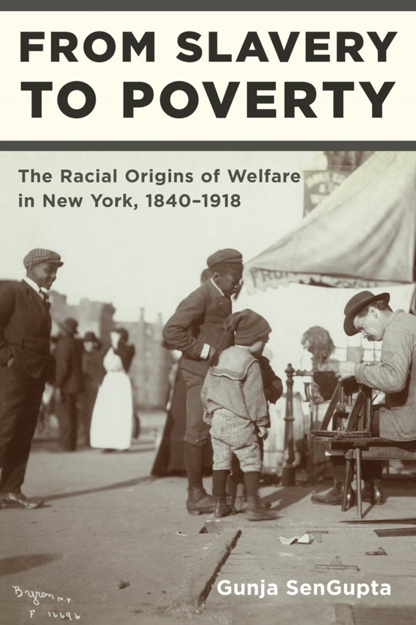 Cover image for From Slavery to Poverty ISBN 9780814740613